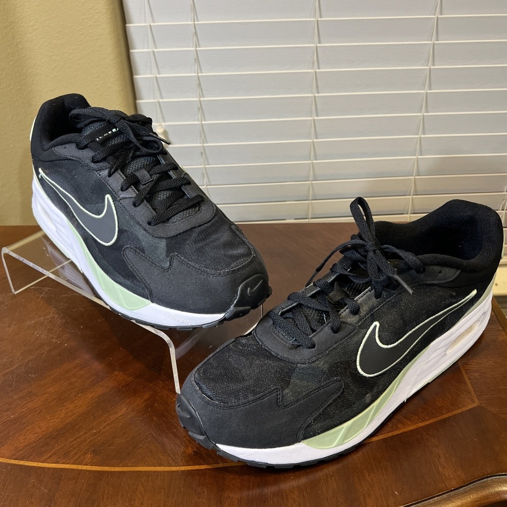 Nike Air Max Solo Low Mens Shoes Black Mica Green Sz 15 DX3666-005 Comfort